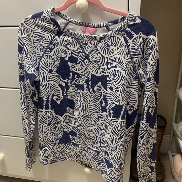 Lilly Pulitzer Tops - Lilly Pulitzer Kingsley Pullover Size S Blue White I Herd You Zebra